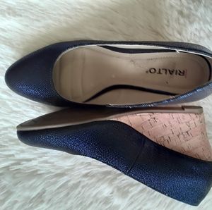 4/$20 Rialto wedge heels